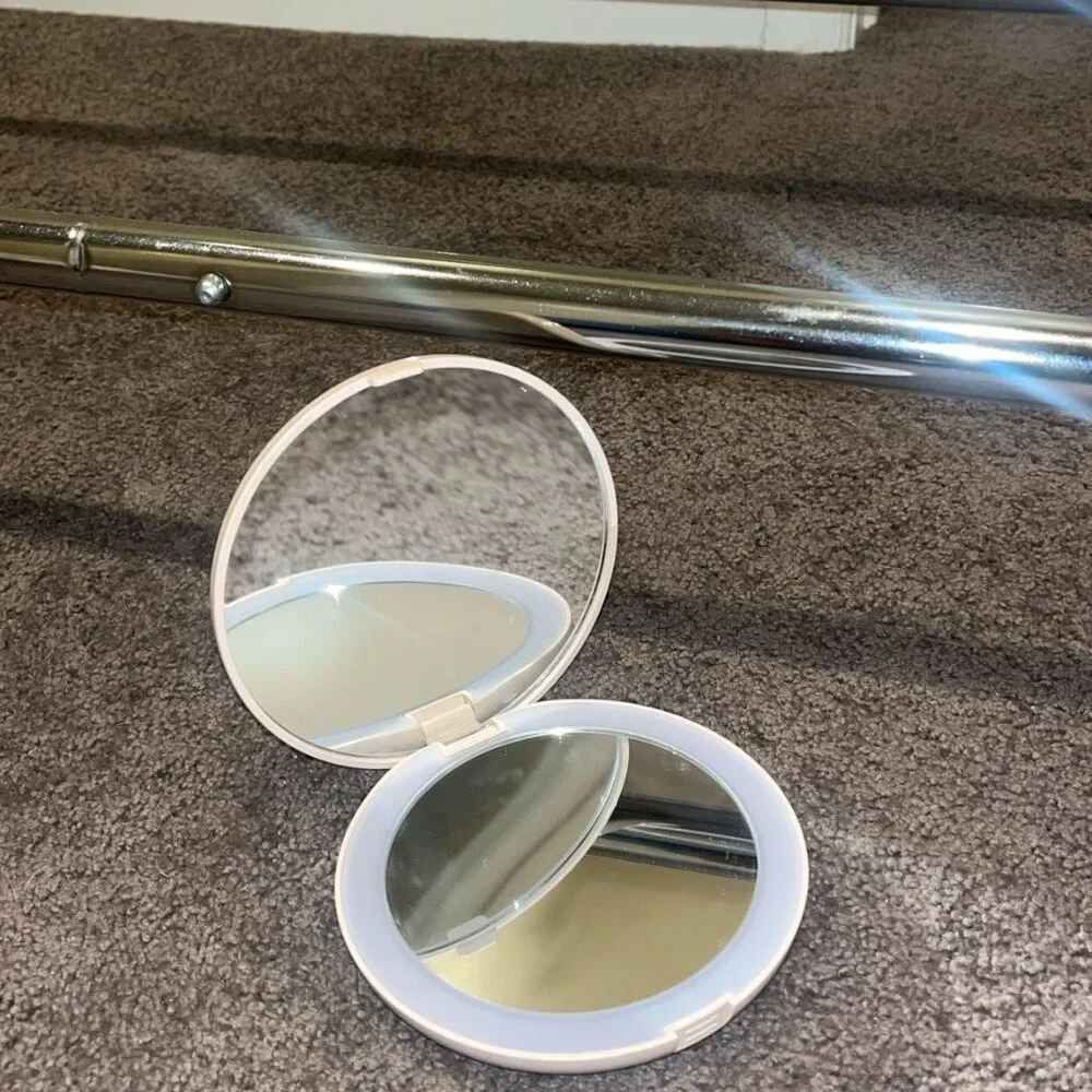 LED mirror - Picture 2 of 2